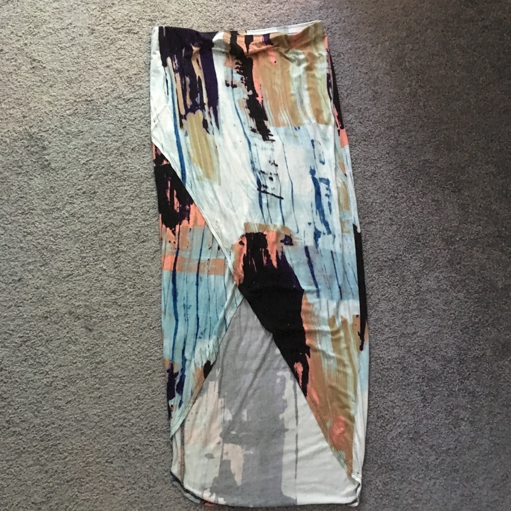 Multicolor maxi skirt with slit